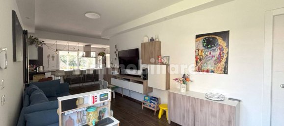 3 bedrooms Villa in Agliana, Italy No. 258918 3