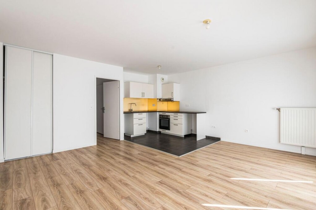 2 Schlafzimmer Wohnung in Reims, France, Nr. 317318