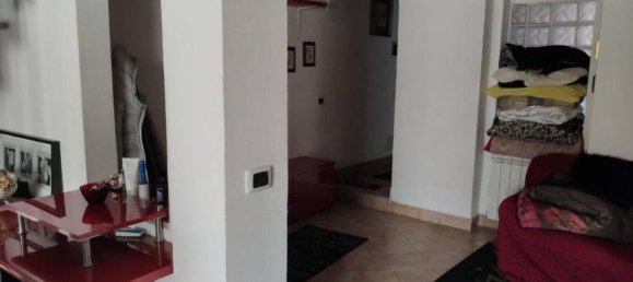 2غرفة شقة في Brembate, Italy رقم 5940 4