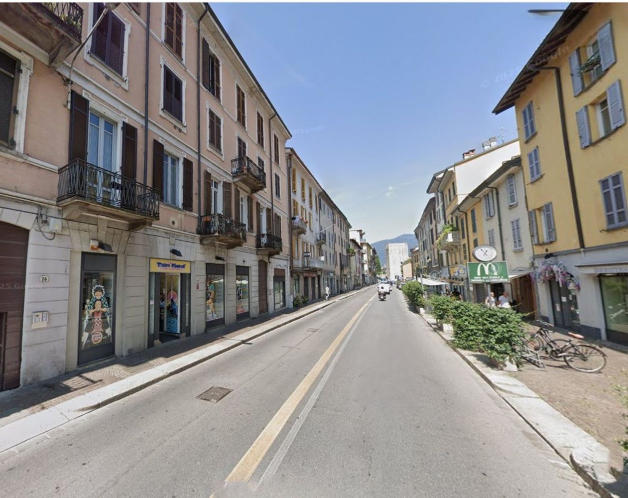 2 bedrooms Apartment in Como, Italy No. 333701