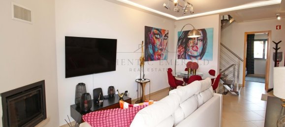 3 غرف نوم تاون هاوس في Quarteira, Portugal رقم 122266 3