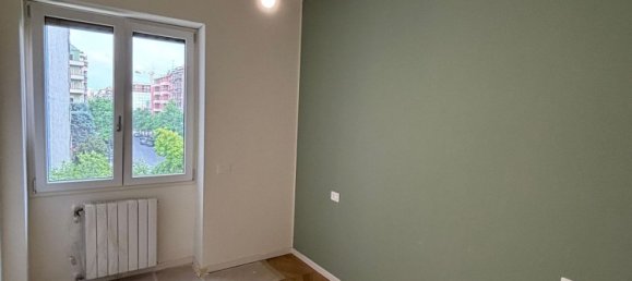 2 bedrooms Apartment in Milan, Italy No. 364979 18