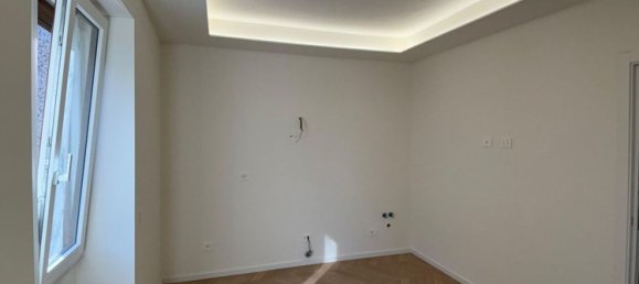 2 bedrooms Apartment in Milan, Italy No. 364979 9