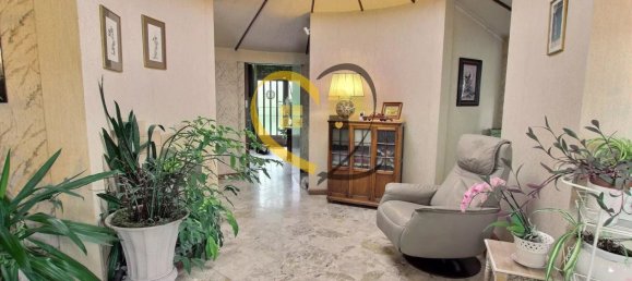 4 Schlafzimmer Haus in Vierzon, France, Nr. 64226 17