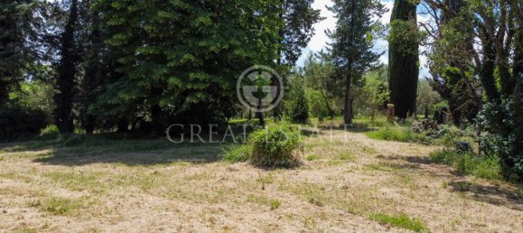 4 bedrooms House in Castiglione del Lago, Italy No. 178535 9