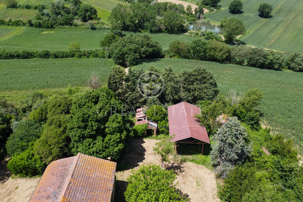 4 bedrooms House in Castiglione del Lago, Italy No. 178535