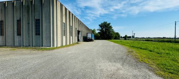 40000m² Land in Castel San Giovanni, Italy No. 115228 2