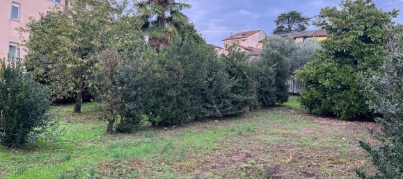1380m² Land in Inverigo, Italy No. 91295 5