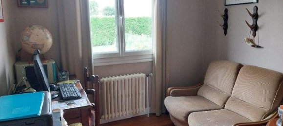 3 bedrooms House in Le Neubourg, France No. 359992 13