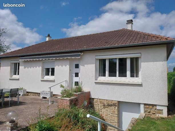 3 bedrooms House in Le Neubourg, France No. 359992