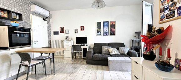 2 rooms Apartment in Pesaro, Italy No. 1808 6