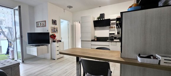 2 rooms Apartment in Pesaro, Italy No. 1808 4