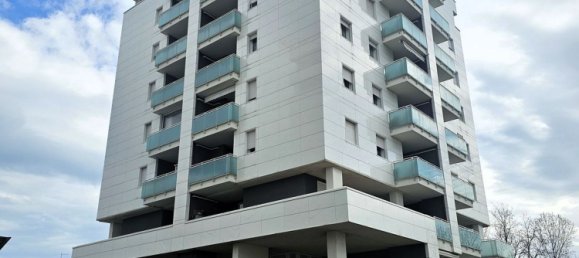 2 rooms Apartment in Pesaro, Italy No. 1808 10