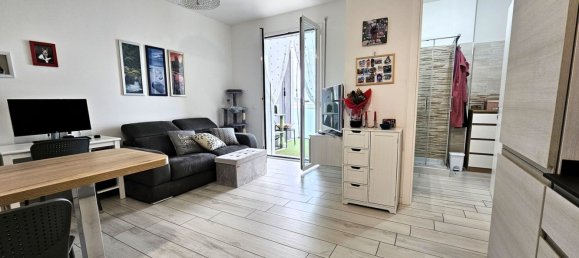 2 rooms Apartment in Pesaro, Italy No. 1808 5