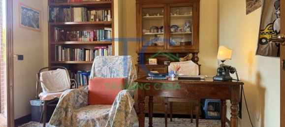 Apartamento de 4 dormitorios en Piacenza, Italy No. 340441 43