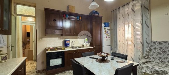 4 rooms Apartment in Palermo, Italy No. 279566 11