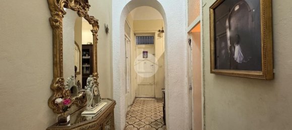 4 rooms Apartment in Palermo, Italy No. 279566 3