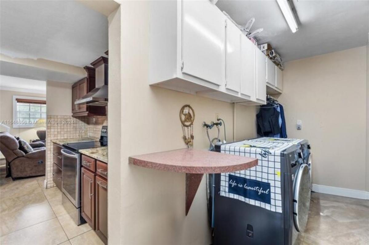 4 bedrooms House in Miami, USA No. 203415