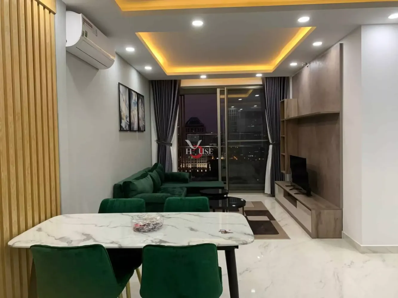 Apartamento de 3 dormitorios en District 7, Vietnam No. 9964