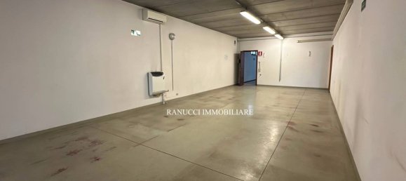 Склад 1030м² в Бергамо, Италия № 290974 11