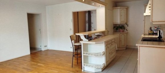 2 bedrooms Apartment in Epernay, France No. 302895 2