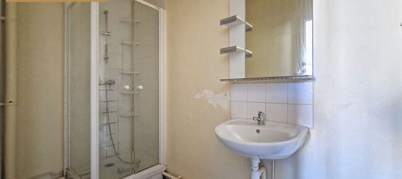 2 غرف نوم شقة في La Chapelle-Saint-Luc, France رقم 50324 6