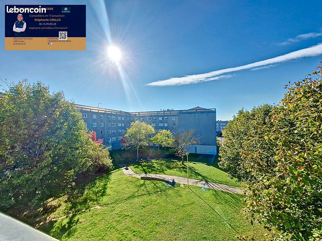 2 غرف نوم شقة في La Chapelle-Saint-Luc, France رقم 50324