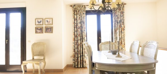 6 bedrooms Villa in Malaga, Spain No. 102935 17