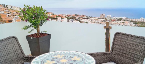 4 bedrooms Villa in Adeje, Spain No. 70673 4