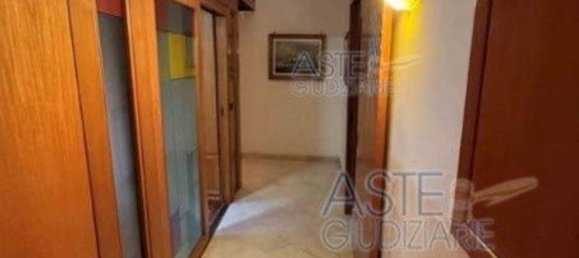 Квартира с 8 комнатами в Неаполь, Италия № 91292 18