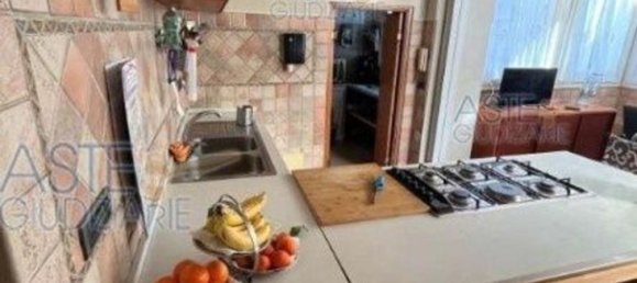 Квартира с 8 комнатами в Неаполь, Италия № 91292 5