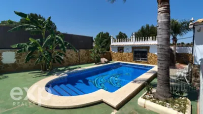 5 bedrooms House in Alginet, Spain No. 138181