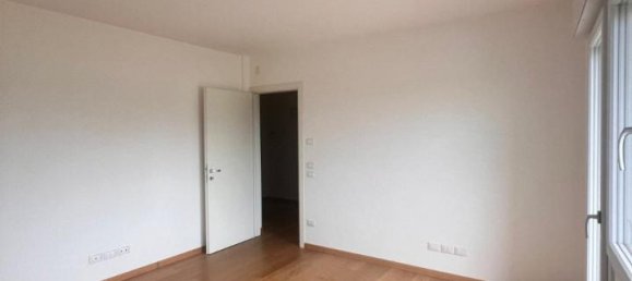 5 rooms House in Pordenone, Italy No. 74445 17