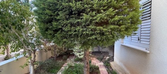 3 bedrooms Apartment in Paphos, Cyprus No. 5596 10