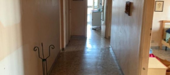 3غرفة شقة في Naples, Italy رقم 163316 2