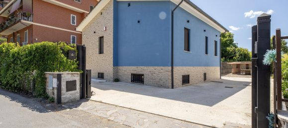 3 Schlafzimmer Villa in Rome, Italy, Nr. 357398 2