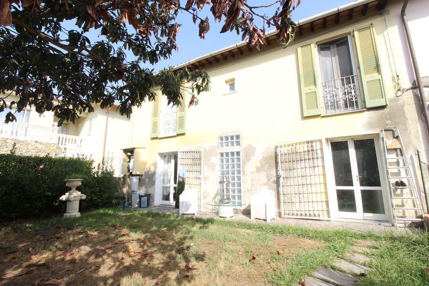 Casa de 4 dormitorios en Fucecchio, Italy No. 337021