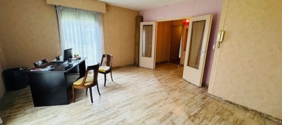 2 chambres Appartement à Chantilly, France No. 301548 2