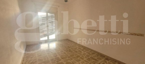 5-salle Appartement à Syracuse, Italy No. 243024 9