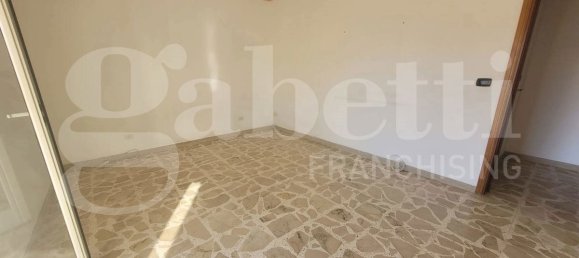 5-salle Appartement à Syracuse, Italy No. 243024 12