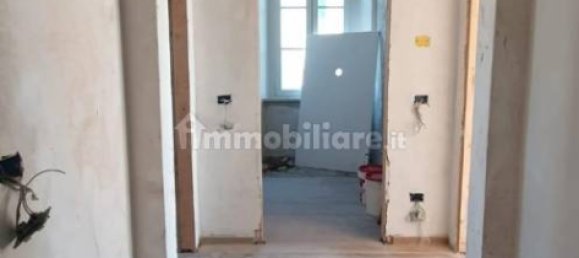 3 Schlafzimmer Wohnung in Capannori, Italy, Nr. 42708 10