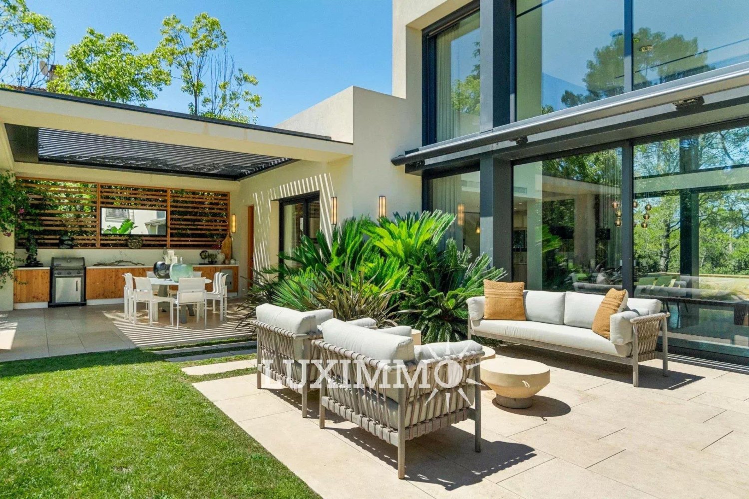 Вилла с 5 спальнями в Мужен, Франция № 294722