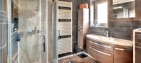 3 Schlafzimmer Stadthaus in Farges, France, Nr. 198002 13