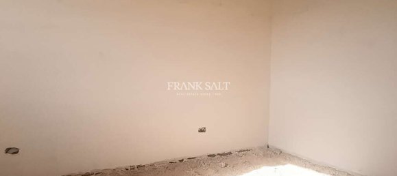 2 bedrooms Apartment in Pieta, Malta No. 2093 9