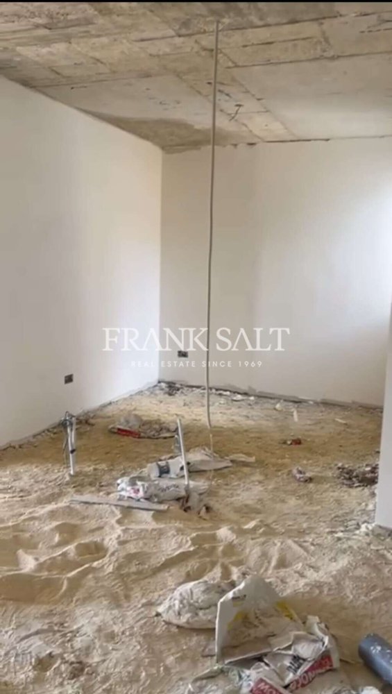 2 bedrooms Apartment in Pieta, Malta No. 2093