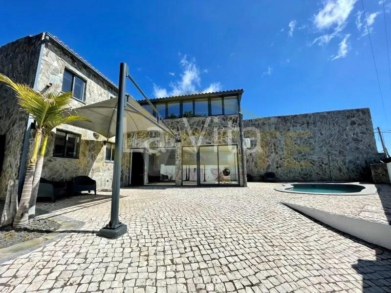 Casa de 3 dormitorios en Cascais, Portugal No. 66330