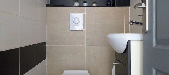 3 bedrooms House in Istres, France No. 319940 7