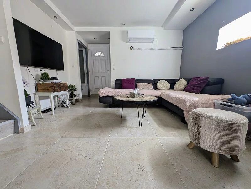 3 bedrooms House in Istres, France No. 319940