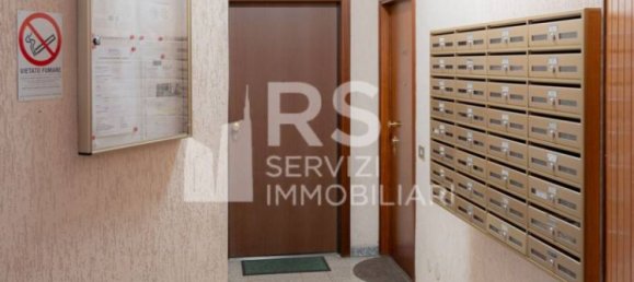 1 bedroom Apartment in Milan, Italy No. 345280 3
