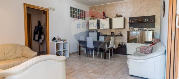 2 bedrooms Apartment in Bitonto, Italy No. 270526 2